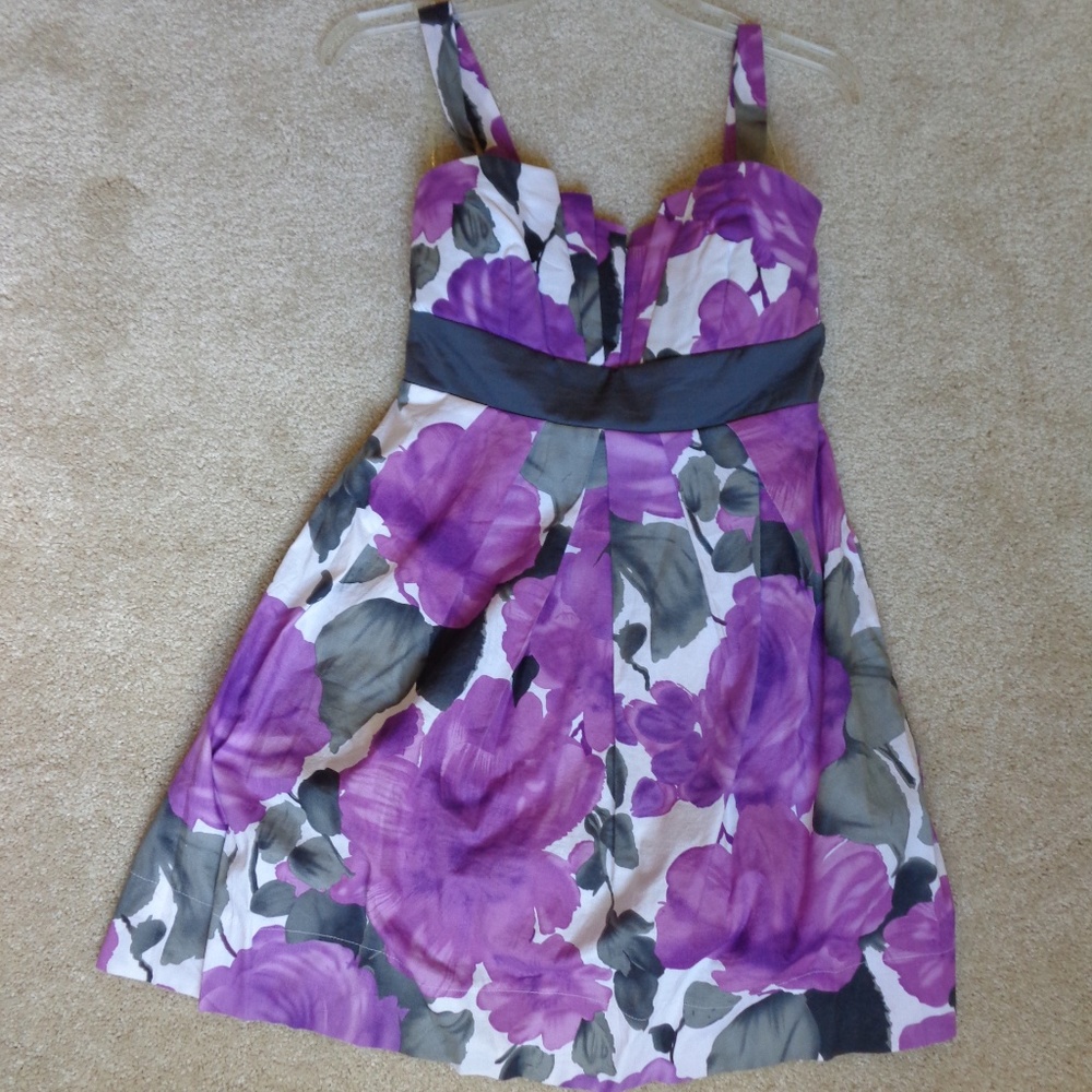 Ruby Rox Floral Dress - Picture 2 of 8